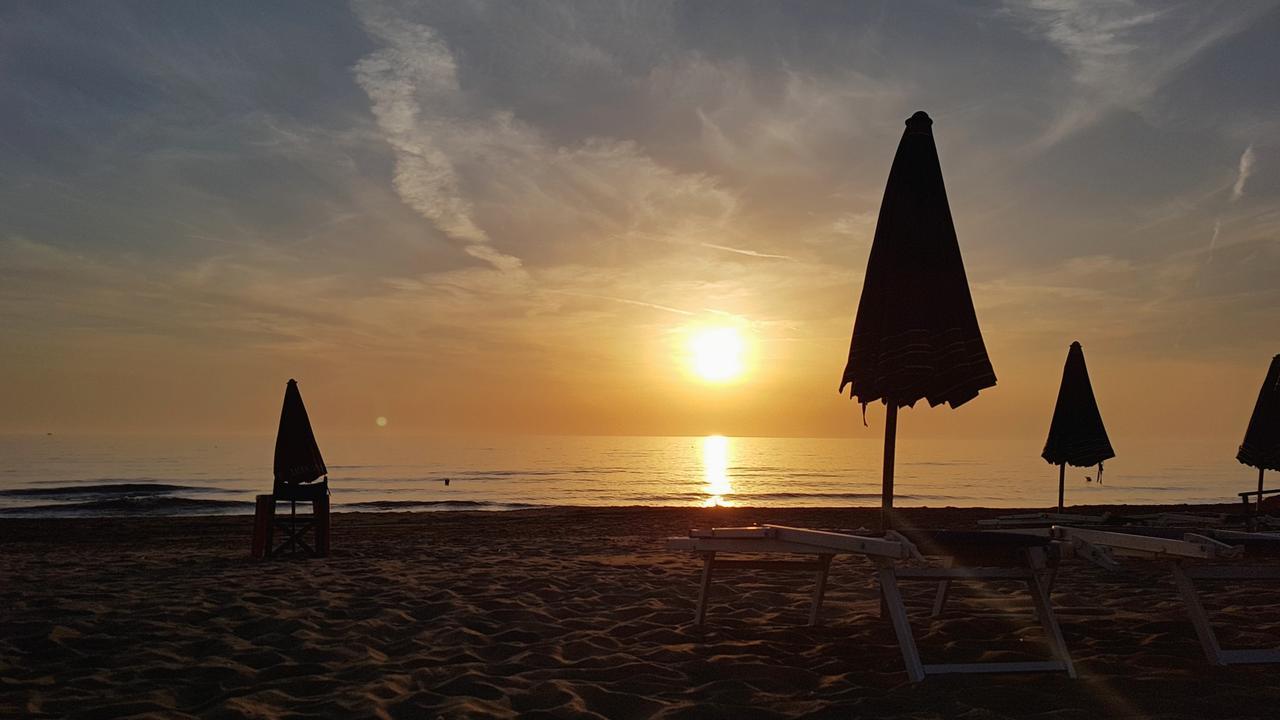 Hotel Villa Tramonto Direttamente Sul Mare 圣温琴佐 外观 照片